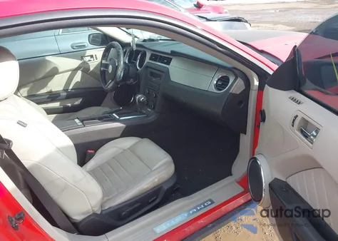 2010 Ford Mustang Gt/Gt Premium from USA, damaged, VIN 1ZVBP8CH4A5111205